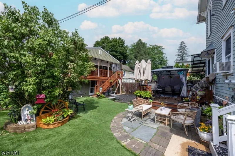 21 N Lincoln Ave Washington, NJ 07882