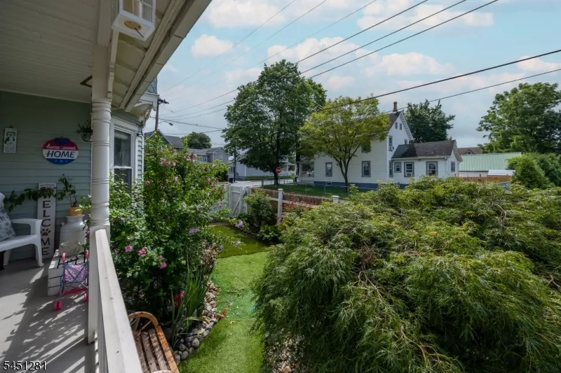21 N Lincoln Ave Washington, NJ 07882