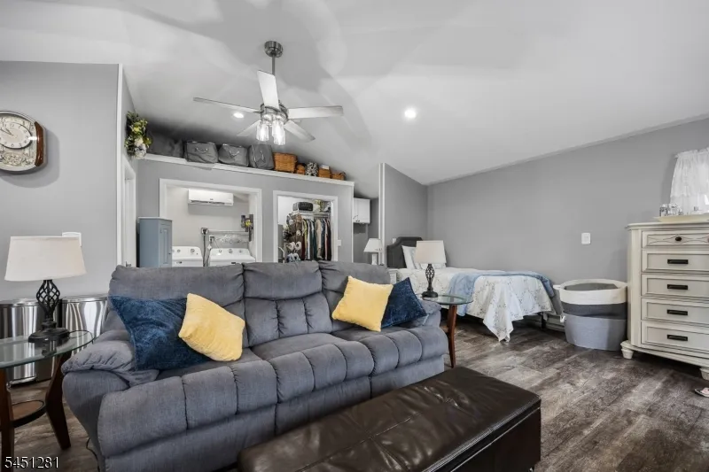 21 N Lincoln Ave Washington, NJ 07882