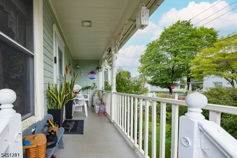 21 N Lincoln Ave Washington, NJ 07882