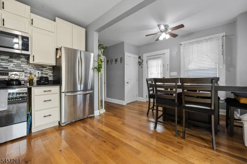 21 N Lincoln Ave Washington, NJ 07882