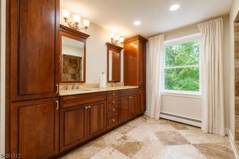 84 Harmony Brass Castle Rd Washington, NJ 07882