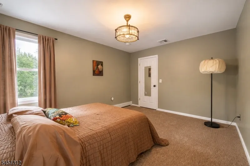 84 Harmony Brass Castle Rd Washington, NJ 07882