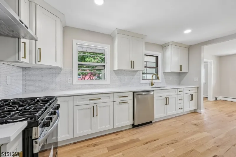 33 Lotz Ave North Haledon, NJ 07508