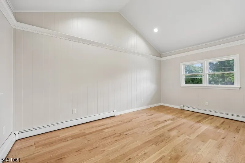 33 Lotz Ave North Haledon, NJ 07508