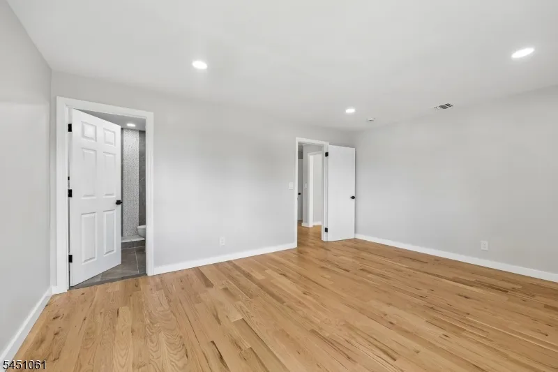 33 Lotz Ave North Haledon, NJ 07508