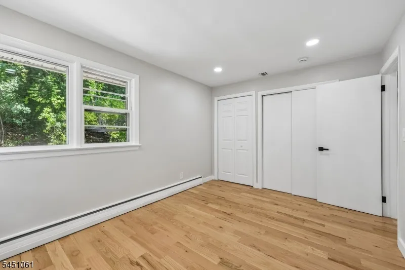 33 Lotz Ave North Haledon, NJ 07508