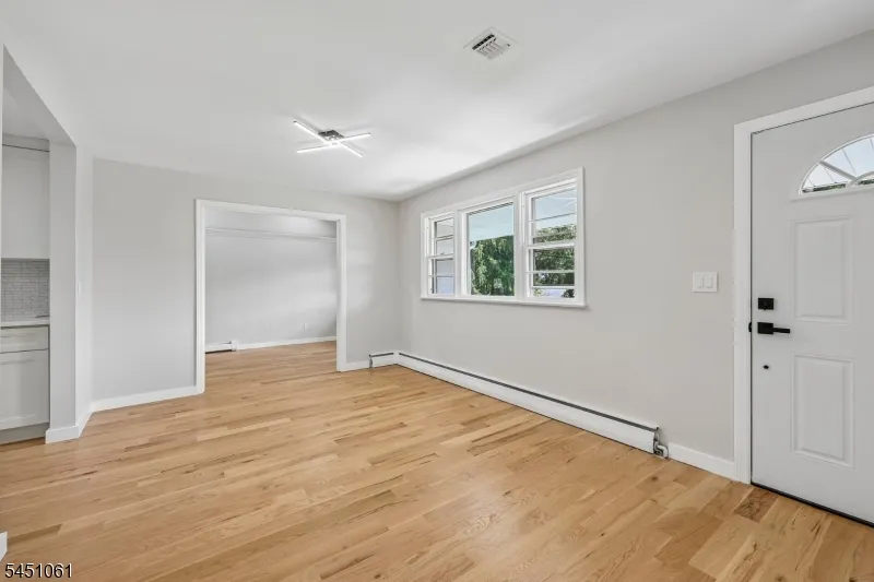 33 Lotz Ave North Haledon, NJ 07508