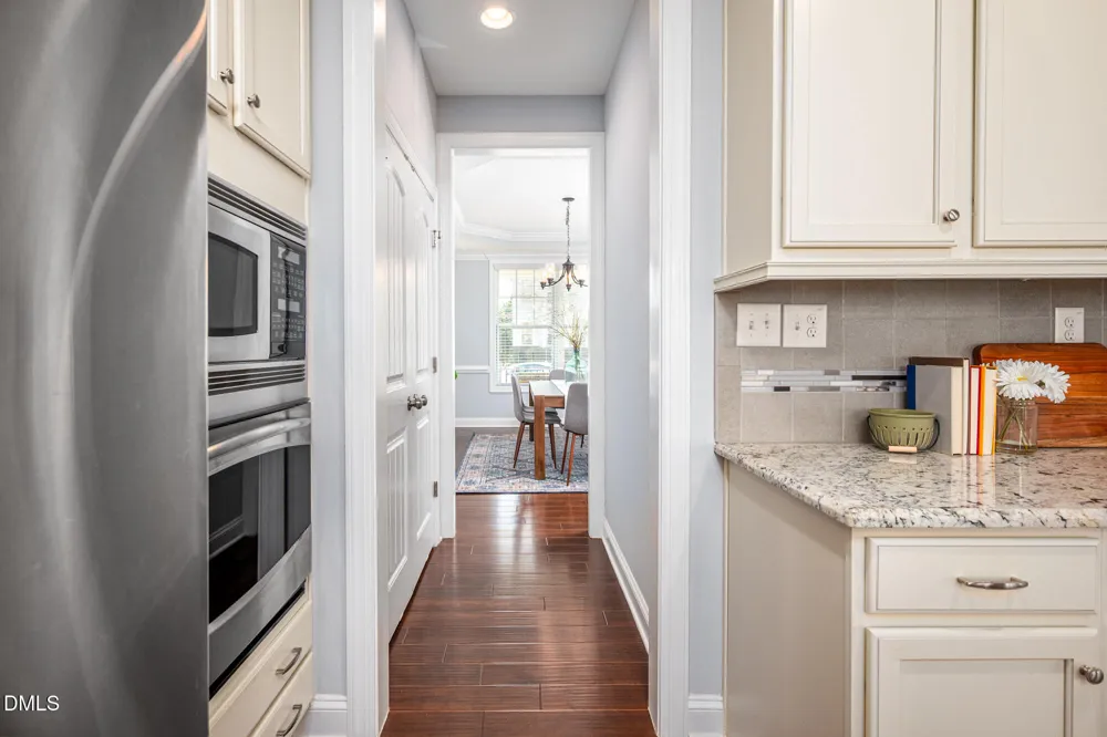 543 Dairy Glen Road Chapel Hill, NC 27516