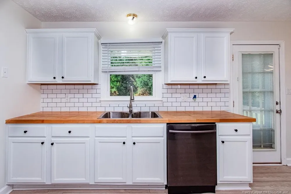 11 Overlook Road S Cameron, NC 28326