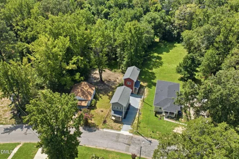 1410 A Maplewood Drive