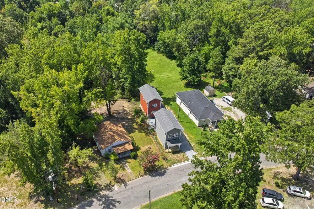 1410 A Maplewood Drive Durham, NC 27704