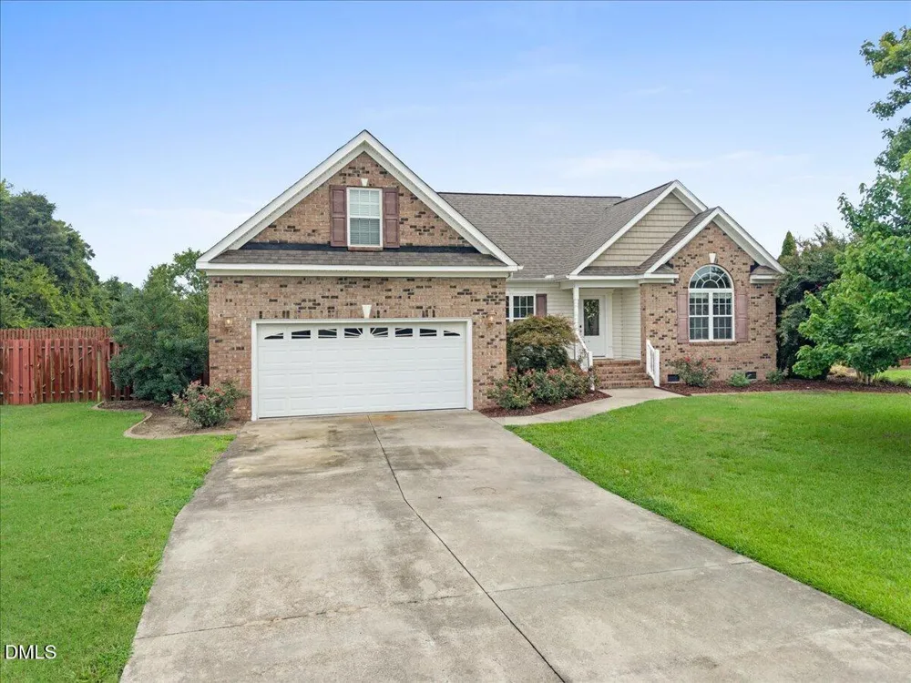 204 Brookside Way Pikeville, NC 27863
