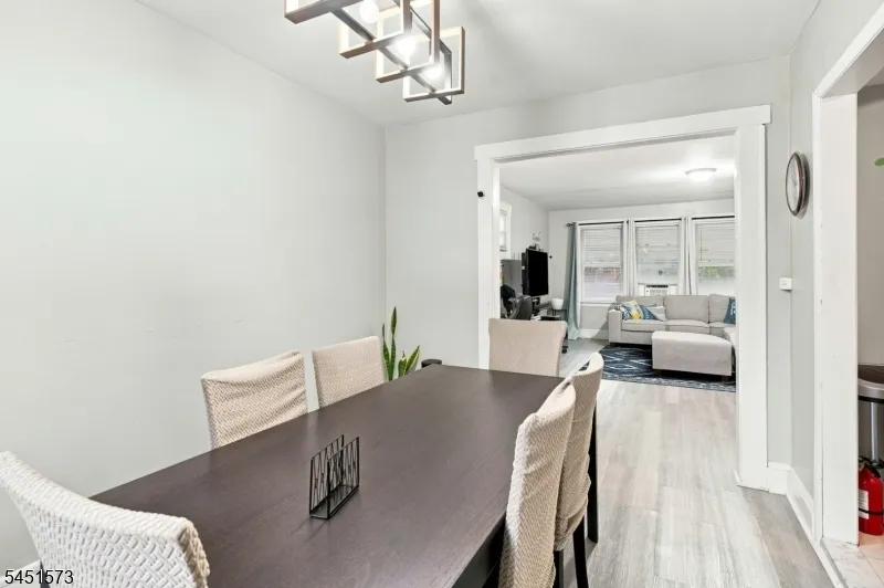 27 Philip Pl Irvington, NJ 07111