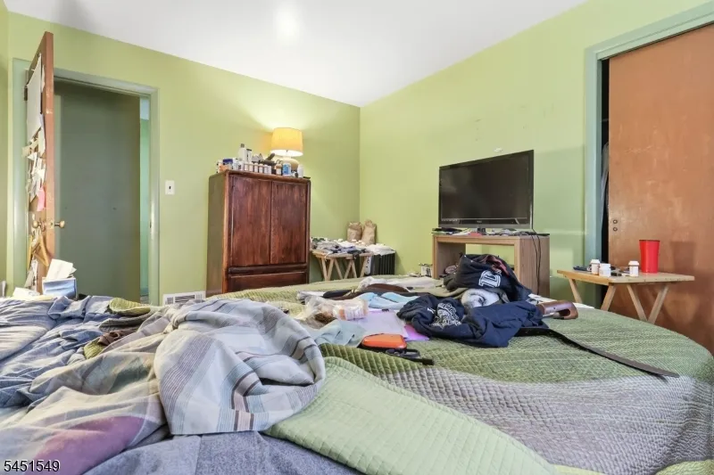 312 Stuyvesant Ave Newark City, NJ 07106