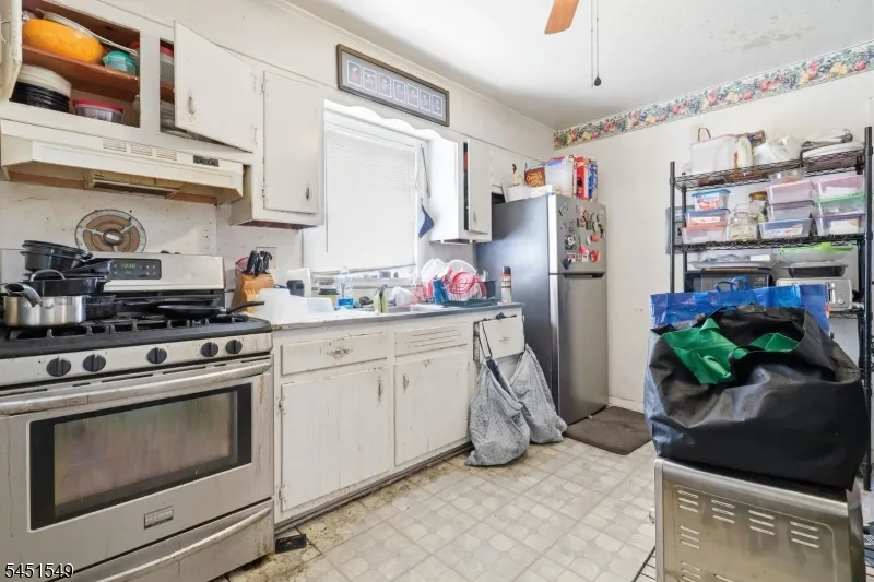 312 Stuyvesant Ave Newark City, NJ 07106