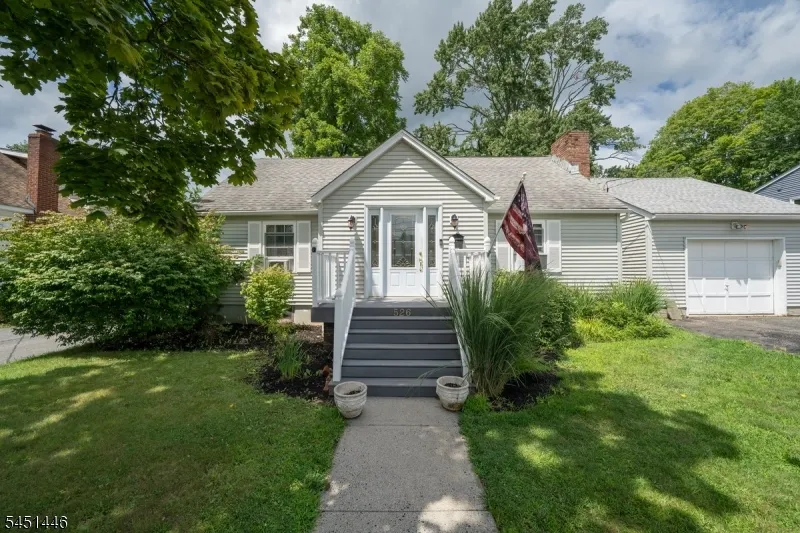 526 Grand Ave Hackettstown Town, NJ 07840