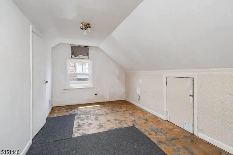 526 Grand Ave Hackettstown Town, NJ 07840