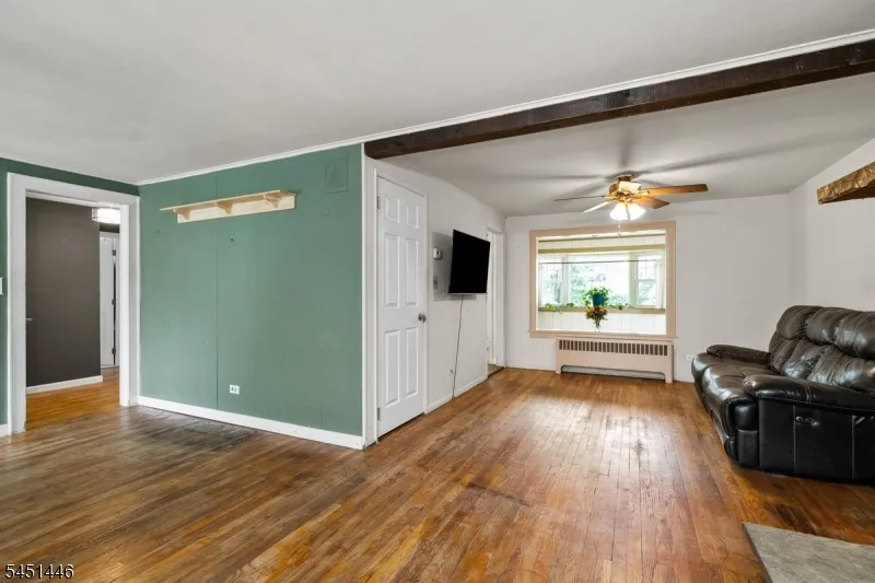 526 Grand Ave Hackettstown Town, NJ 07840