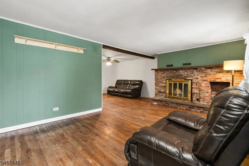 526 Grand Ave Hackettstown Town, NJ 07840