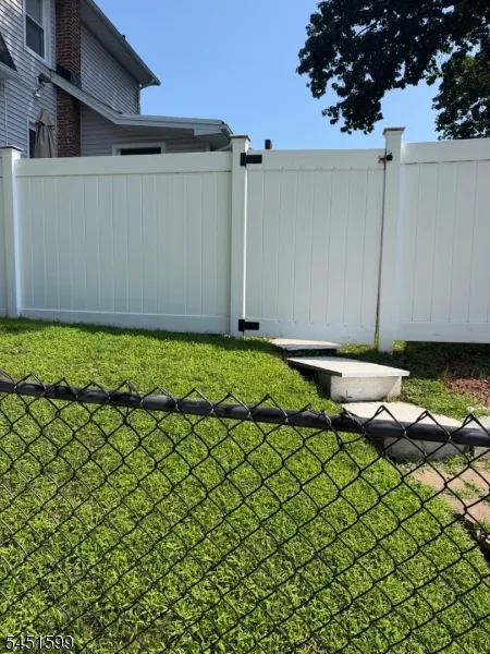 200 Lincoln Pl Irvington, NJ 07111