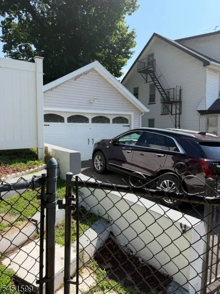 200 Lincoln Pl Irvington, NJ 07111