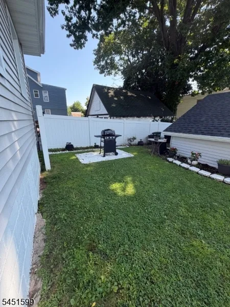 200 Lincoln Pl Irvington, NJ 07111