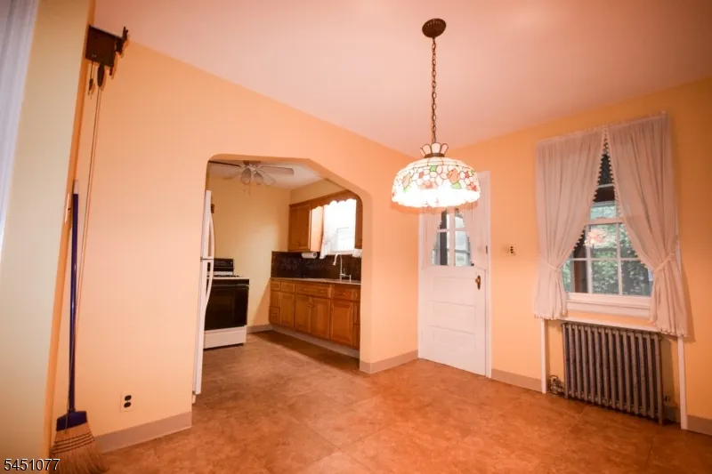441 9Th Ave Paterson City, NJ 07514
