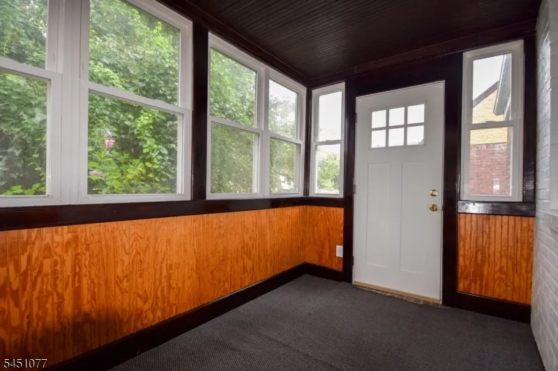 441 9Th Ave Paterson City, NJ 07514