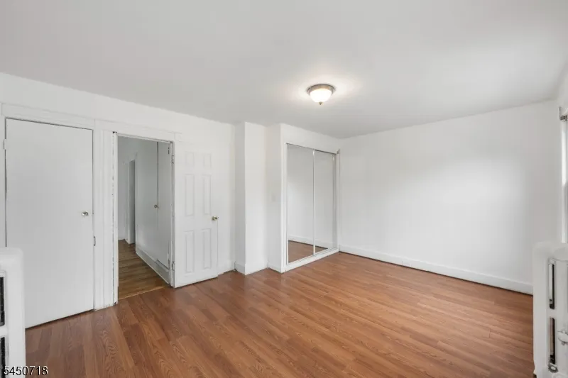 352 Forest St Kearny Town, NJ 07032