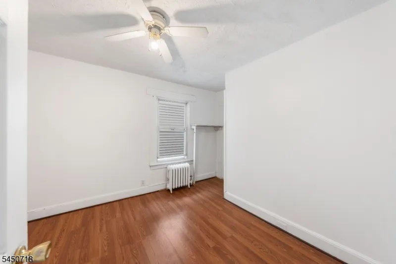 352 Forest St Kearny Town, NJ 07032