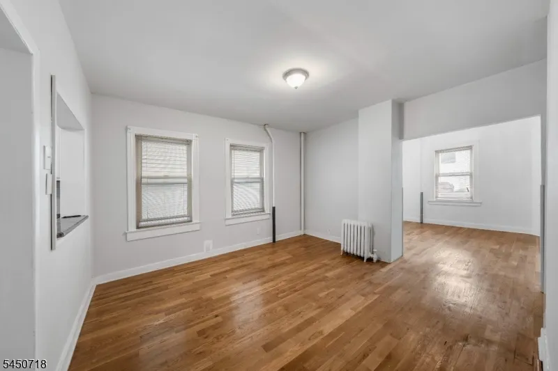 352 Forest St Kearny Town, NJ 07032