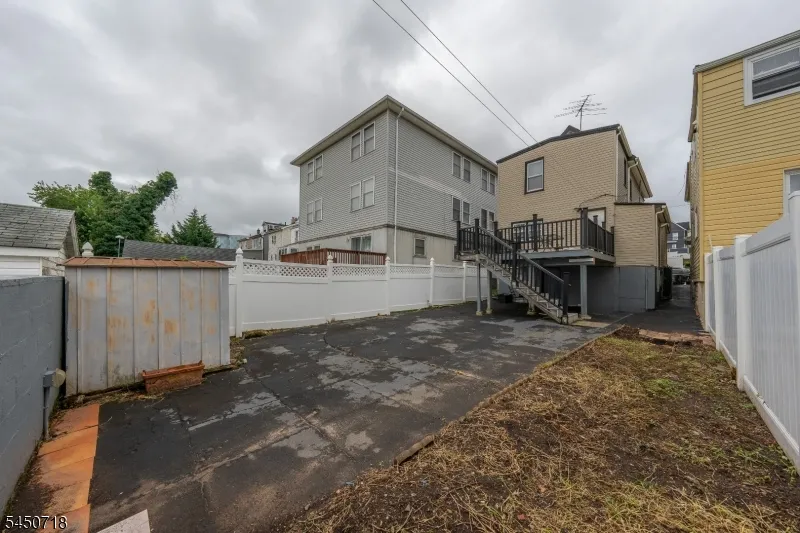 352 Forest St Kearny Town, NJ 07032