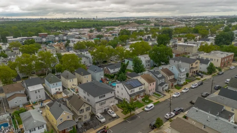352 Forest St Kearny Town, NJ 07032