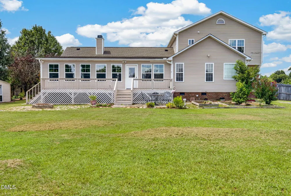 7425 Blannie Farms Lane Willow Springs, NC 27592