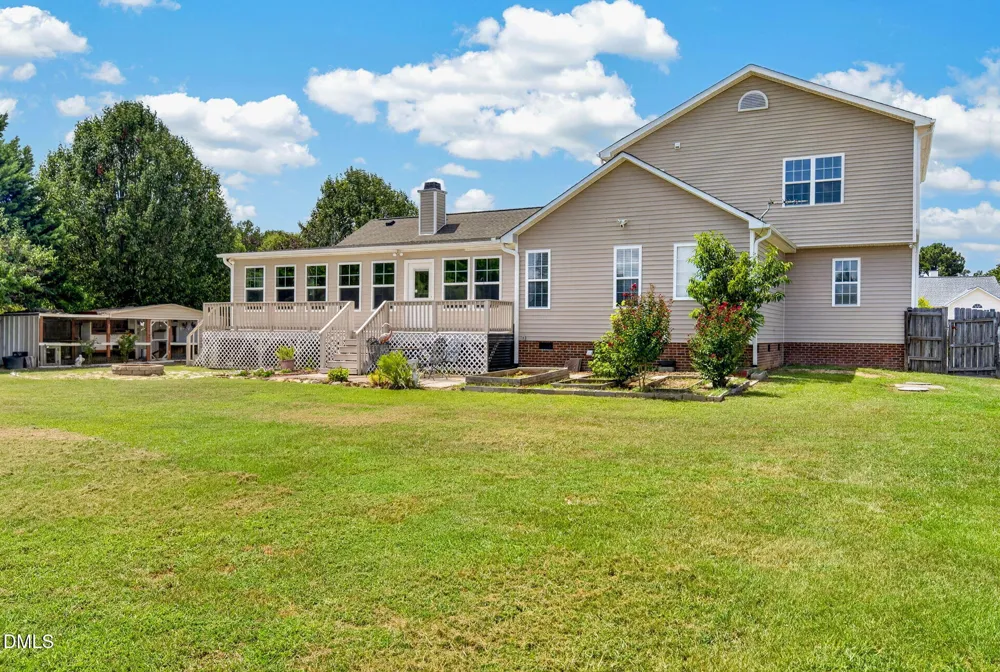 7425 Blannie Farms Lane Willow Springs, NC 27592