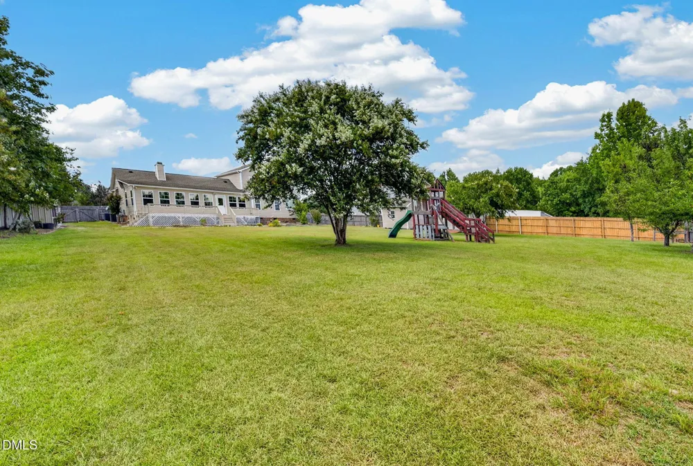 7425 Blannie Farms Lane Willow Springs, NC 27592