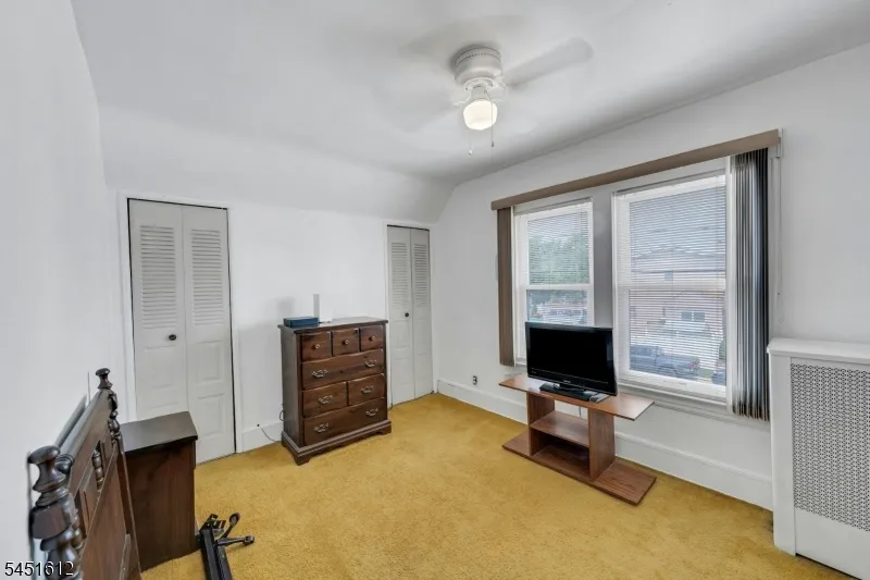 204 Tontine Ave Lyndhurst, NJ 07071
