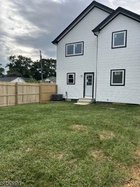 270 Alpine Way Old Bridge, NJ 08879
