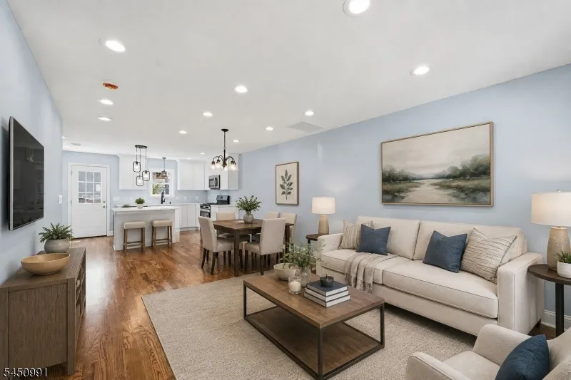 270 Alpine Way Old Bridge, NJ 08879