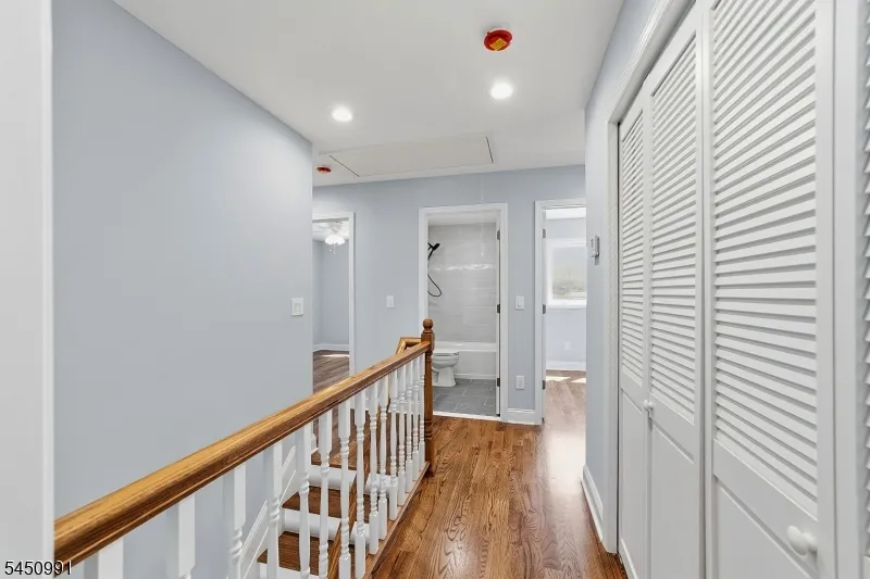 270 Alpine Way Old Bridge, NJ 08879