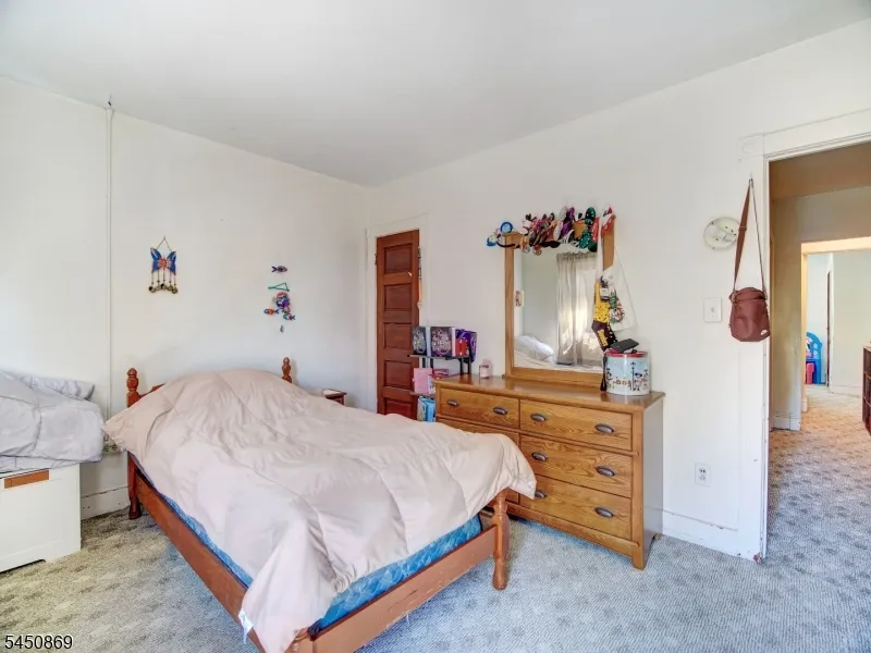 7 Davis St Phillipsburg Town, NJ 08865