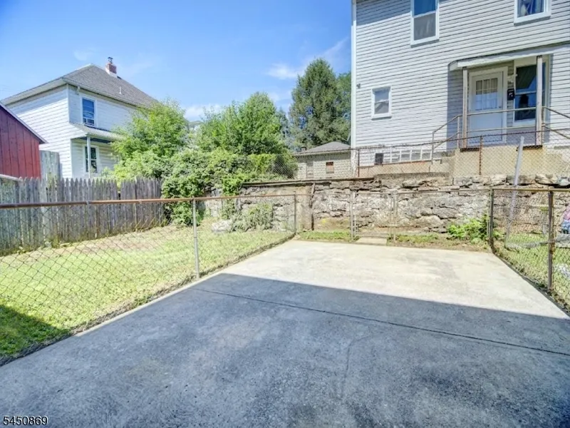 7 Davis St Phillipsburg Town, NJ 08865