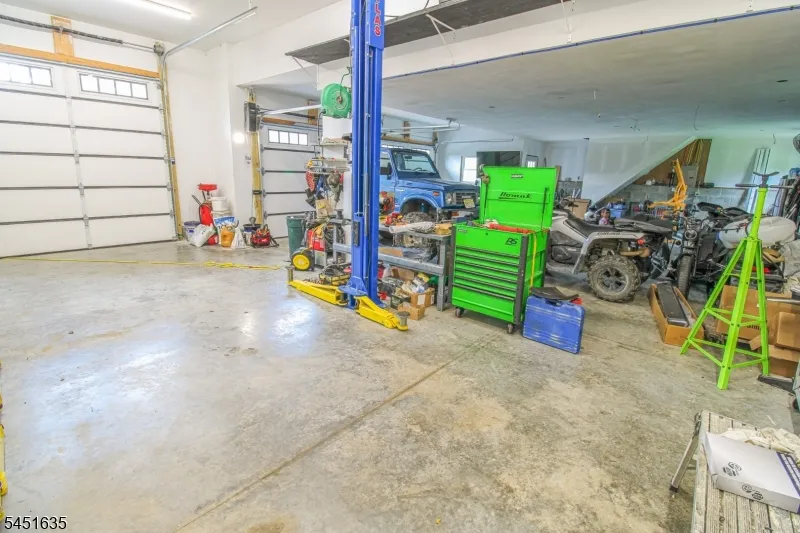38 Sally Harden Rd Wantage, NJ 07461