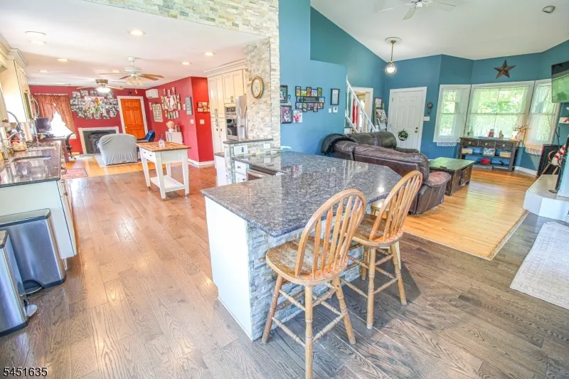 38 Sally Harden Rd Wantage, NJ 07461