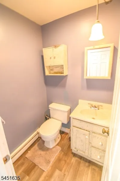 38 Sally Harden Rd Wantage, NJ 07461