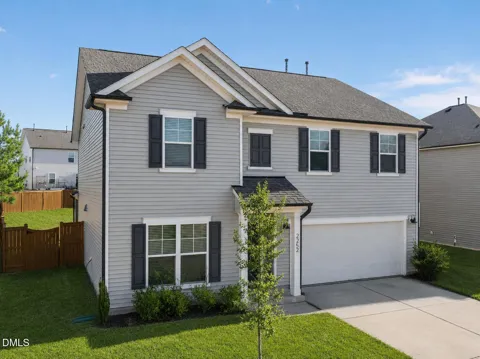 2252 Fairway Green Drive