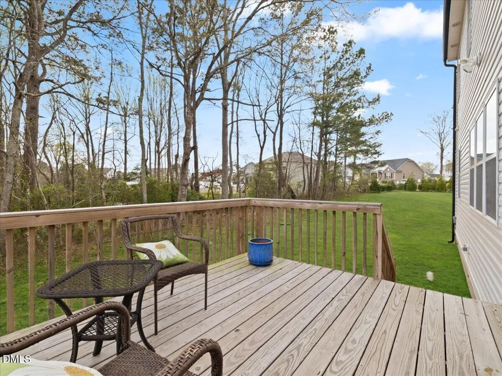 1237 Huffington Oak Drive Willow Springs, NC 27592