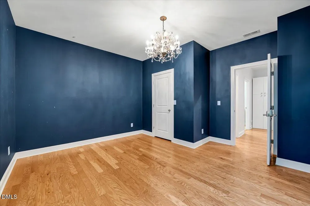 409 Rolling Meadows Lane Chapel Hill, NC 27517