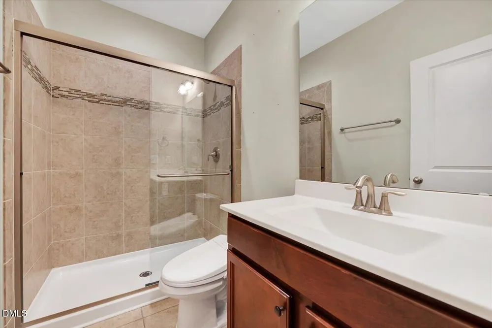409 Rolling Meadows Lane Chapel Hill, NC 27517